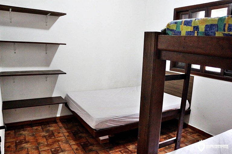 Chalé de 4 Adultos e Cortesia de 2 Crianças