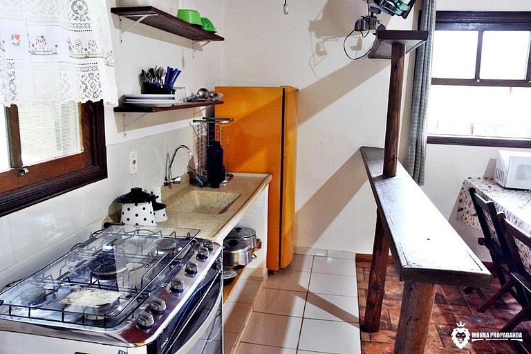 Chalé de 4 Adultos e Cortesia de 2 Crianças