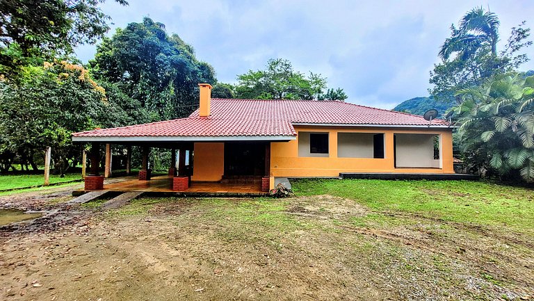 Chalé de 16 Pessoas em Ubatuba