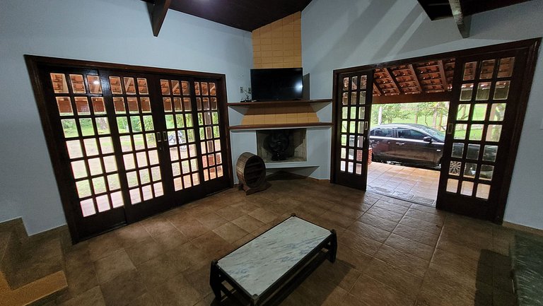 Chalé de 16 Pessoas em Ubatuba